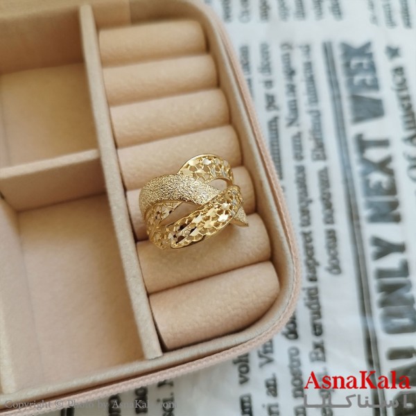 انگشتر زنانه تراش طلاروس رنگ ثابت مشابه طلا  ANG19992W