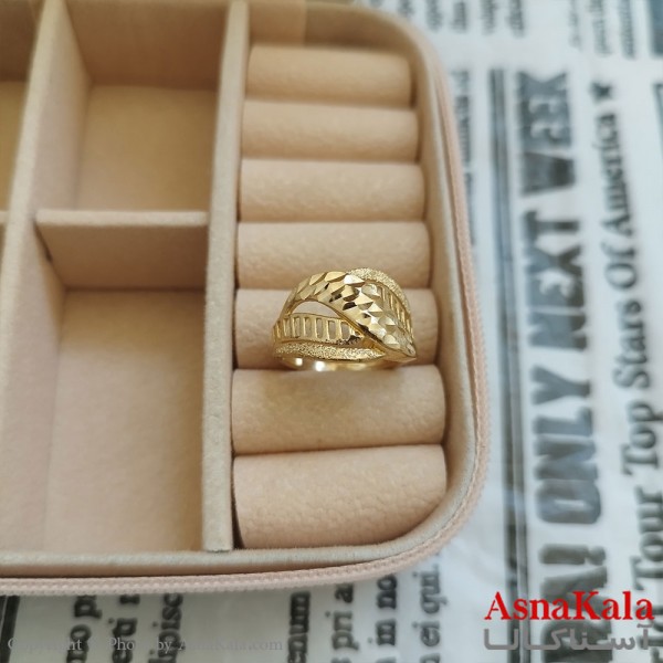 انگشتر زنانه تراش طلاروس رنگ ثابت مشابه طلا  ANG191029W
