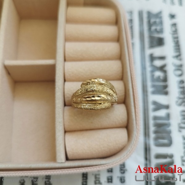 انگشتر زنانه تراش طلاروس رنگ ثابت مشابه طلا  ANG191037W
