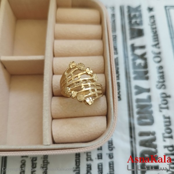 انگشتر زنانه تراش طلاروس رنگ ثابت مشابه طلا  ANG191047W