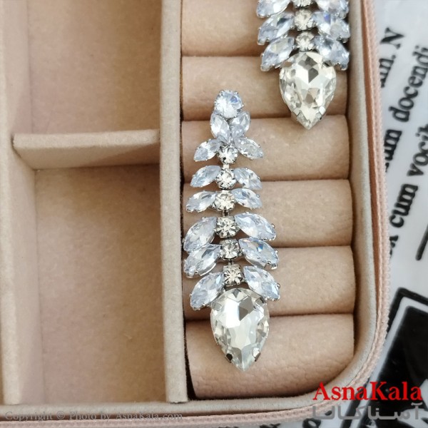 گوشواره جواهری مدل آویز نگیندار رنگ نقره ای کد GSH152082W