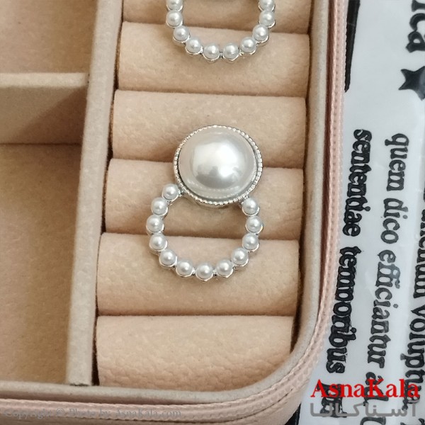 گوشواره مروارید جواهری مدل آویز نگیندار رنگ نقره ای کد GSH152097W
