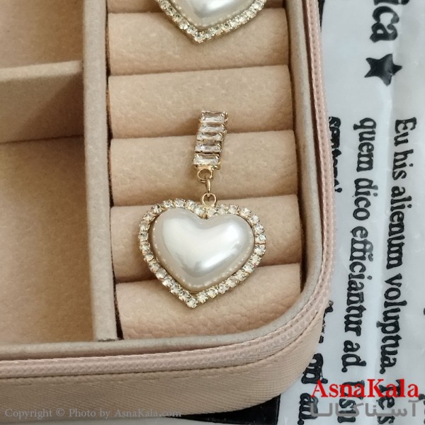 گوشواره قلب جواهری مدل آویز نگیندار رنگ طلایی کد GSH152102W