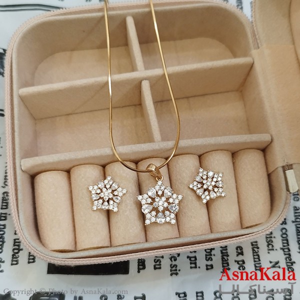 نیم ست زنانه ژوپینگ شامل گوشواره و گردنبند رنگ طلایی کد NIM141085W