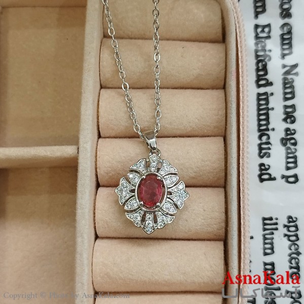 گردنبند استیل زنانه بیضی مدرن نگین قرمز کد GNB162390W