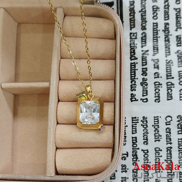 گردنبند استیل زنانه مربع سه بعدی نگین سفید کد GNB162393W