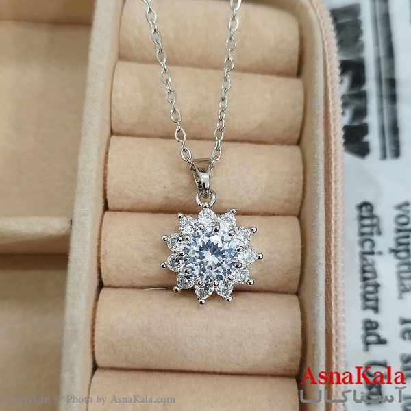 گردنبند استیل زنانه ستاره جواهری  نگین سفید  کد GNB162427W