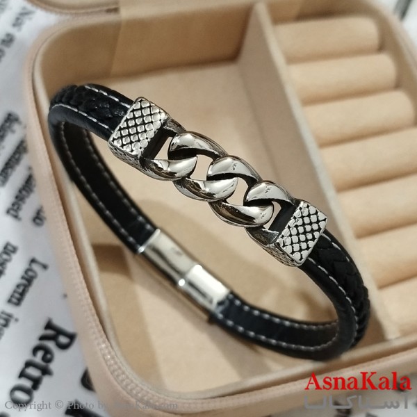 دستبند چرم مردانه  مدل کارتیر کد DSB181735W