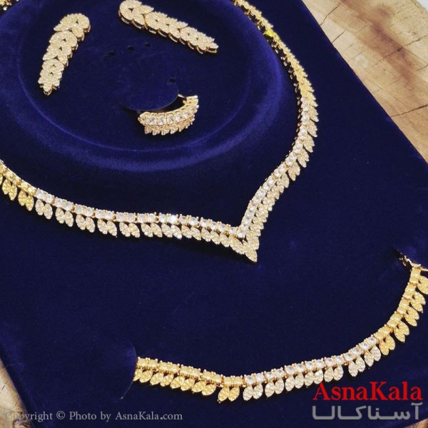 سرویس جواهری کامل شامل گردنبند و گوشواره و دستبند و انگشتر  آبکاری رادیوم کد NIM141178W