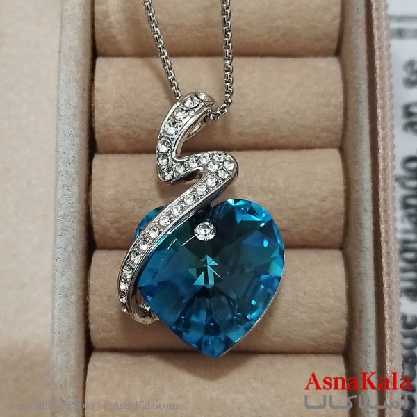 گردنبند زنانه سواروسکی  با کارت گارانتی و جعبه بگ سواروفسکی کد GNB162554W