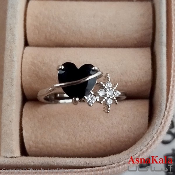 انگشتر زنانه استیل نگیندار فری سایز رنگ نقره ای کد ANG191254W