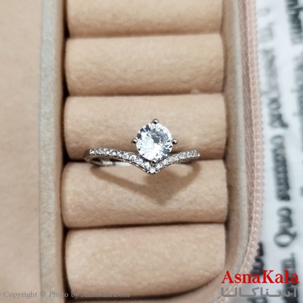 انگشتر زنانه استیل نگیندار فری سایز رنگ نقره ای کد ANG191298W