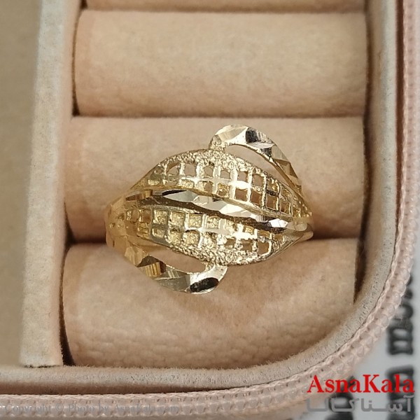 انگشتر زنانه تراش طلاروس رنگ ثابت مشابه طلا  ANG191361W