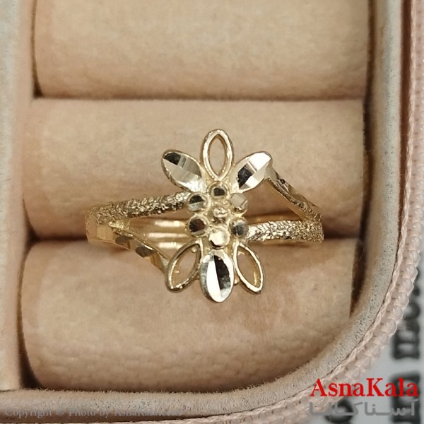انگشتر زنانه تراش طلاروس رنگ ثابت مشابه طلا  ANG191362W