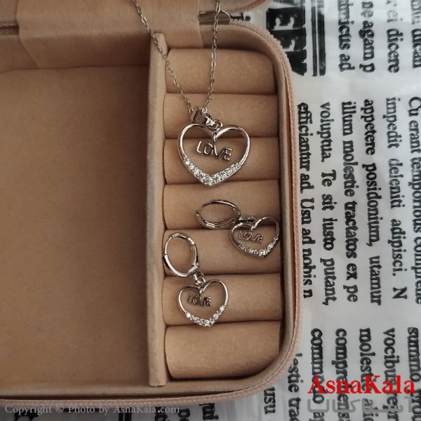 نیم ست زنانه قلب و LOVE شامل گردنبند و گوشواره نگین دار نقره ای کد NIM141239W