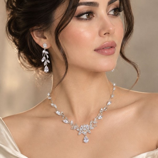 نیمست جواهری استیل آبکاری رادیوم نگین اتریشی زنانه کد NIM141340W