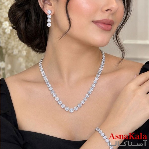 سرویس جواهری  کامل شامل گردنبند و گوشواره  کد NIM141361W