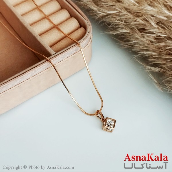 گردنبند ژوپینگ اصل زنانه مدل  مکعبی نگیندار رنگ طلایی کد GNB16451W