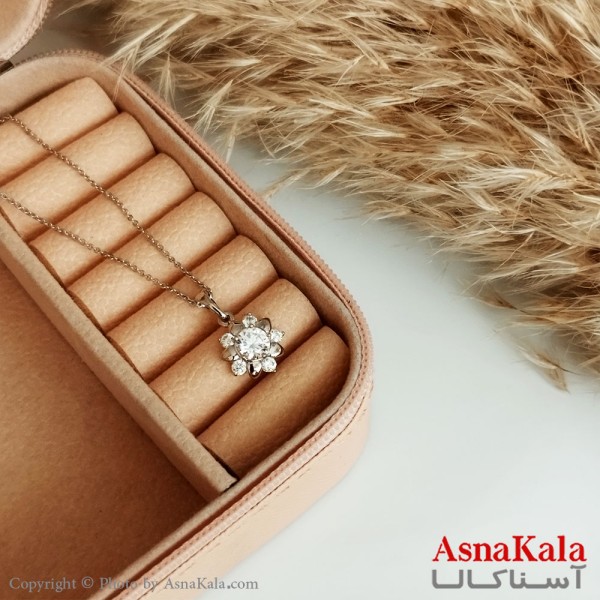گردنبند ژوپینگ اصل زنانه نقره ای مدل گل نگین دار کد GNB16474W
