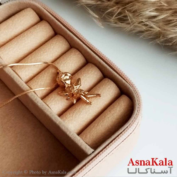 گردنبند ژوپینگ اصل زنانه مدل دختر بالدار رنگ طلایی کد GNB16530W