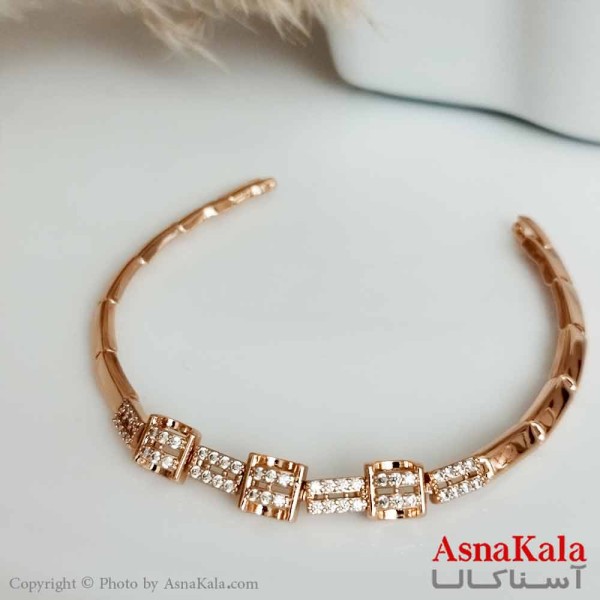 دستبند آینه ای ژوپینگ اورجینال طلایی زنانه مدل نگین مکعبی کد DSB18304W