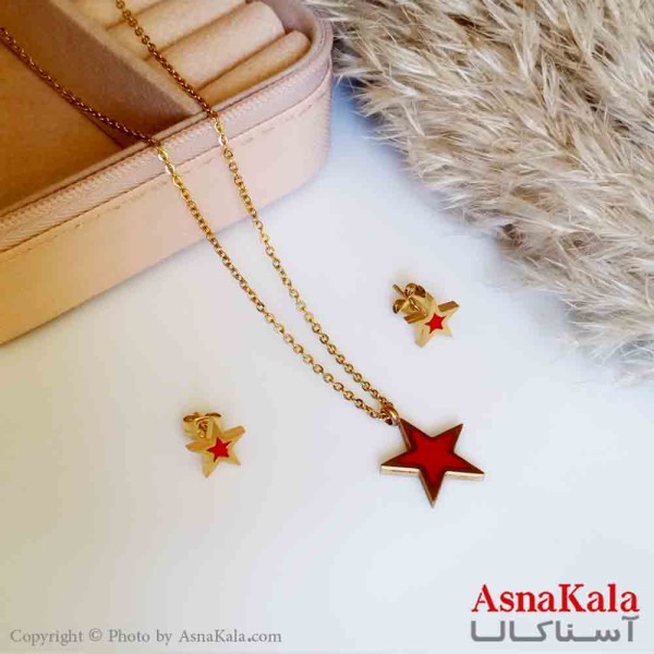 نیمست استیل دخترانه طرح ستاره وسط نگین قرمز جدید رنگ طلایی کد NIM14217W