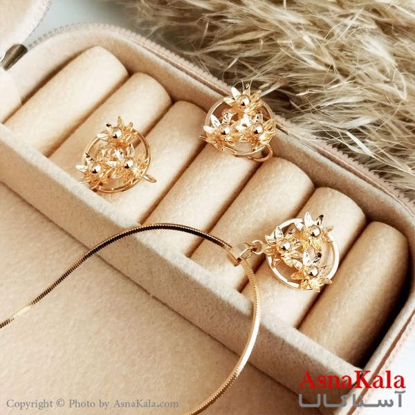 سرویس زنانه ژوپینگ مدل گل شامل آویز،گوشواره طلایی کد NIM14420W