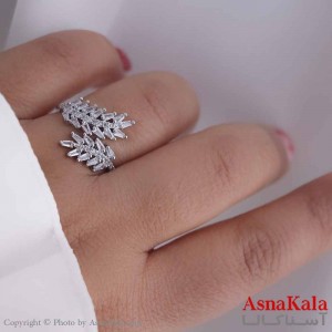 انگشتر زنانه استیل مدل برگ نگینی نقره ای کد ANG19545W