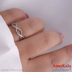 انگشتر زنانه استیل مدل زنجیره ای نگینی نقره ای کد ANG19547W