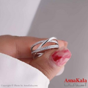 انگشتر زنانه استیل مدل نگینی نقره ای کد ANG19559W