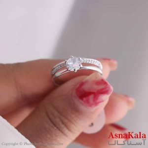 انگشتر زنانه استیل تک نگین سفید نقره ای کد ANG19566W
