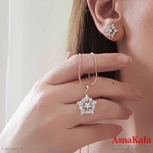 نیم ست زنانه ژوپینگ مدل گل نگینی شامل گوشواره و گردنبند کد NIM14654W