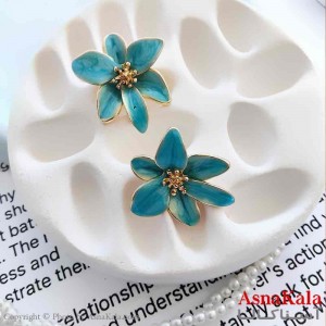 گوشواره استیل فانتزی دخترانه مدل گل آبی کد GSH151002W