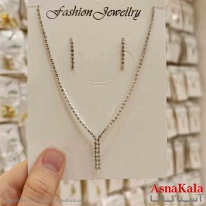 نیم ست زنانه شامل گردنبند و گوشواره استیل مدل نگینی سفید کد NIM14730W