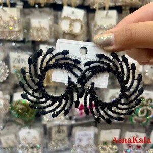 گوشواره استیل شیک دخترانه مدل نگین مشکی کد GSH151373W