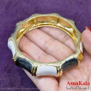 بنگل مینیمال سیاه و سفید
