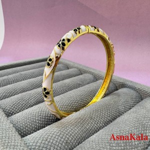 بنگل میناکاری زنانه