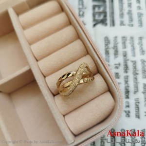 انگشتر زنانه تراش طلاروس رنگ ثابت طلایی ANG19919W