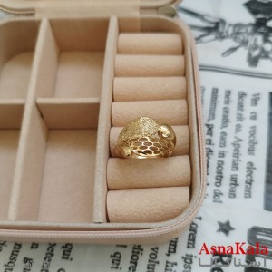 انگشتر زنانه تراش طلاروس رنگ ثابت طلایی ANG19936W