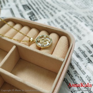 گردنبند مار طلایی