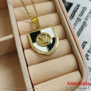 گردنبند Louis Vuitton طلایی دخترانه