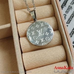 گردنبند LV نقره ای دخترانه استیل با زنجیر 45 سانتی متر کد GNB162116W