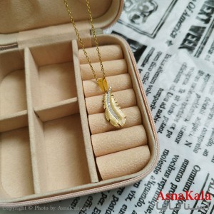 گردنبند پر طلایی دخترانه