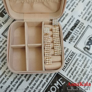 گوشواره آویز نگیندار