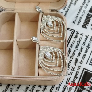 گوشواره جواهری مدل آویز نگیندار رنگ نقره ای کد GSH152089W