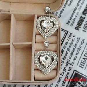 گوشواره جواهری مدل آویز قلب
