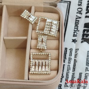 گوشواره جواهری نگیندار