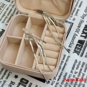 گوشواره هرینگبون رنگ نقره ای کد GSH152114W