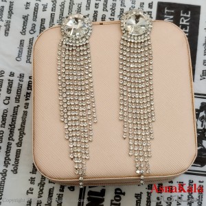 گوشواره جواهری مدل آویز نگیندار رنگ نقره ای کد GSH152128W