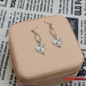 گوشواره جواهری مدل آویز نگیندار رنگ نقره ای کد GSH152149W